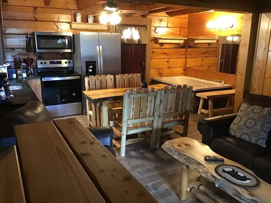 Dollywood-Brand New Dancing Bear 4 Βίλα Pigeon Forge Εξωτερικό φωτογραφία